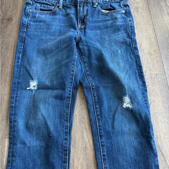 Gap Jeans, Sexy Boyfriend.  Women’s size 27/4.  Dark wash. Great used condition! - Picture 3 of 9